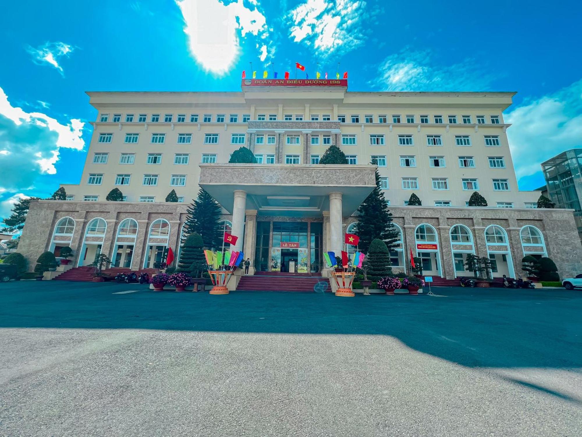Hotel Khach San Doan 198 Da Lat Khu Chi Lăng Exteriér fotografie